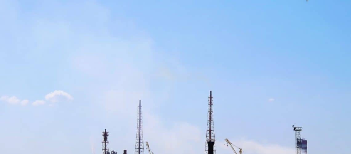 pollution-industry-factory-smoke-environment-energy-technology-sky-chemical-chimney-steam-power-smog_t20_bxyndP